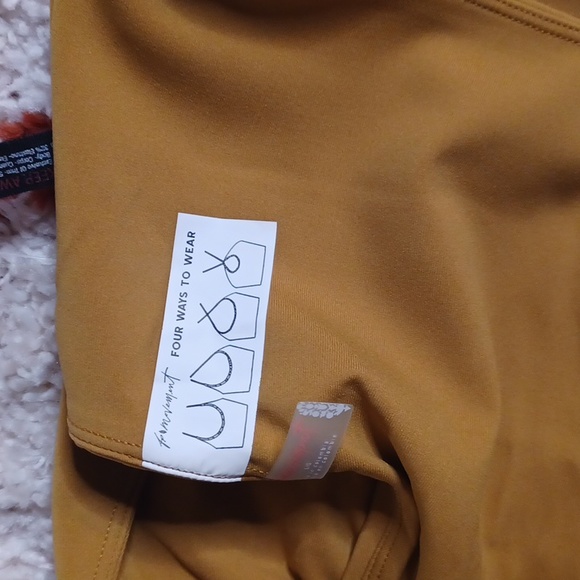 NWT- Free People Movement- 4 Way Halter Crop Top- Large- Color Alchemy - Picture 5 of 6